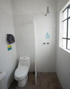 Vannituba majutusasutuses El Petate Hostel