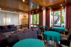 Posezení v ubytování Hotel Sant Antoni