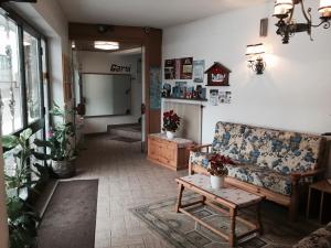 Gallery image of Garni Hirsch in Canazei