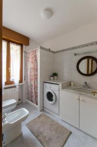 Ένα μπάνιο στο Casa Marisa