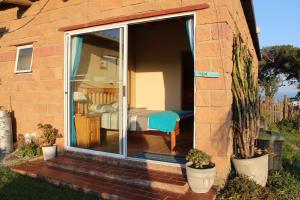 Сад в The Wild Farm Backpackers