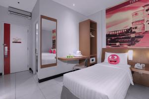 Gallery image of favehotel Braga in Bandung