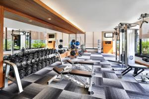 Fitness centrum a/nebo fitness zařízení v ubytování Fraser Suites Sukhumvit Bangkok