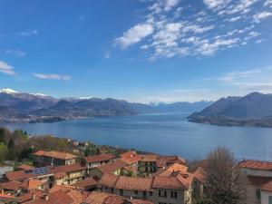 Gambar di galeri bagi Penthouse San Rocco di Stresa