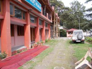 Gallery image of Hotel Raj Mahal(100 metres from Mall road) in Nainital