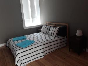 Ein Bett oder Betten in einem Zimmer der Unterkunft Lisbon Design Hostel