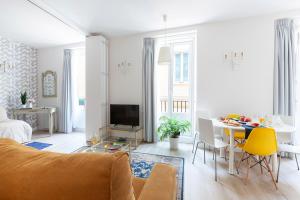 TV a/nebo společenská místnost v ubytování Apartamento Smile Sol