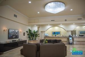 Vstupní hala nebo recepce v ubytování Crystal Beach Suites Miami Oceanfront Hotel