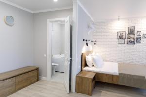 Posteľ alebo postele v izbe v ubytovaní Studio Suite near Lake with Jacuzzi