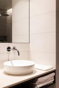 Bagno di Hotel Berg by Keflavik Airport