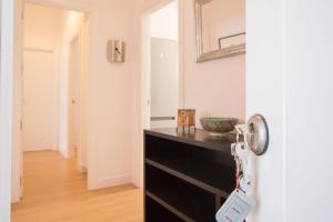 Kuchyňa alebo kuchynka v ubytovaní Murallas de Sevilla Apartamento con garaje 4 pax