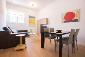 Posedenie v ubytovaní Murallas de Sevilla Apartamento con garaje 4 pax