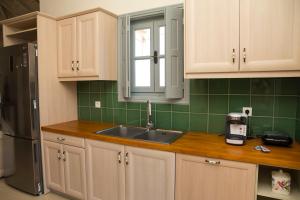 A cozinha ou cozinha compacta de villa aneme Spetses