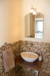 Um banheiro em villa aneme Spetses