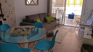 A seating area at Residencial Colibrí