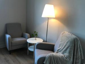 Posezení v ubytování Hotell Humbla