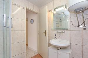 Koupelna v ubytování Villa Neyla
