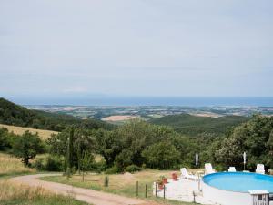 Pogled na bazen u objektu Poderino Bellavista ili u blizini