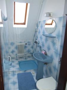 Ванна кімната в Révész Vendégház