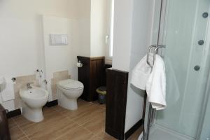 Koupelna v ubytování Torre Balzano B&B