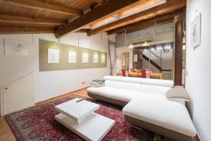 Postel nebo postele na pokoji v ubytování Alkimia Smart Rooms