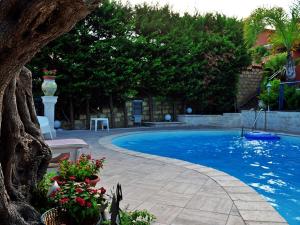 Bazén v ubytovaní B&B Villa del Sole Relais alebo v jeho blízkosti