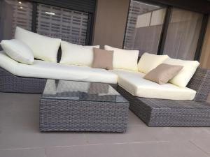 Część wypoczynkowa w obiekcie Apartamento Lujo, Primera linea playa, Garaje, Wifi, Piscina climatizada