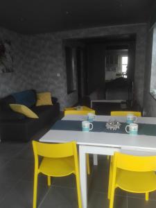 Χώρος καθιστικού στο Studio gîte Eul Cat Huant