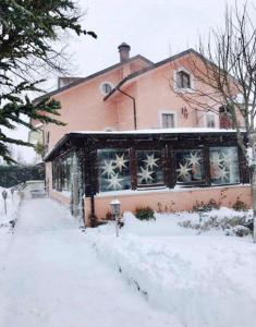 Hotel Bucaneve v zime