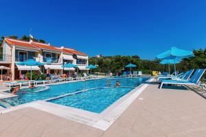 Бассейн в Villa Diamond или поблизости