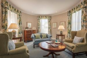 A seating area at Kinloch House Hotel 