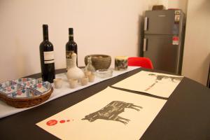 Artistic Getaway Home - Super Central的酒水