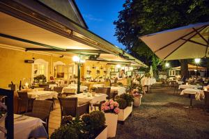 Restaurace v ubytování Hotel Freisinger Hof + 37 fotografií