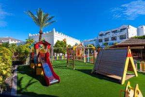 Детская игровая зона в Gran Castillo Tagoro Family & Fun Playa Blanca