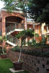 Gallery image of Premier Hotel Falstaff in Johannesburg