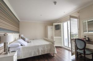 Postel nebo postele na pokoji v ubytování Sea Breeze Lodge B&B Galway