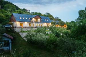 Galeriebild der Unterkunft Sad nad Klingerom in Banská Štiavnica