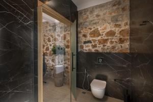 A bathroom at Agave Suites