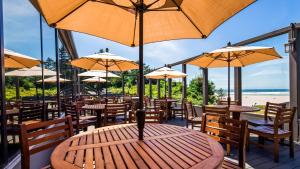 Restoran ili drugo mesto za obedovanje u objektu Best Western Plus Agate Beach Inn
