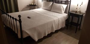 A bed or beds in a room at Villanta