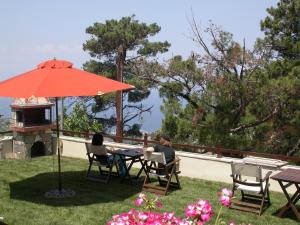 Gallery image of Smaragdi Luxury Apartments in Skala Sotiros