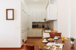 Afbeelding uit fotogalerij van Panzeri Flexyrent Apartment Aircon e WiFi in Milaan