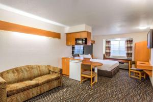 Imagen de la galería de Microtel Inn & Suites by Wyndham Salt Lake City Airport, en Salt Lake City