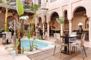Patio nebo venkovní prostory v ubytování Riad Noir d'Ivoire
