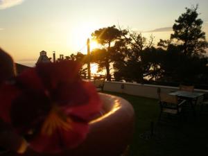 Gallery image of Smaragdi Luxury Apartments in Skala Sotiros
