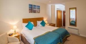 Foto de la galería de Best Western Moores Central Hotel en St. Peter Port