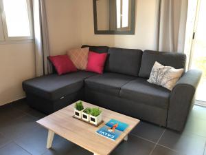 Photo de la galerie de l'établissement Studio Pinzali Avec Mezzanine, à Calenzana