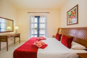 Ένα ή περισσότερα κρεβάτια σε δωμάτιο στο Villas Susaeta +36 φωτογραφίες