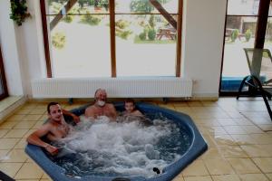 Majutusasutuse Hotel Prichovice külastajad