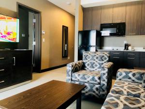 Kjøkken eller kjøkkenkrok på Wingate by Wyndham Kamloops